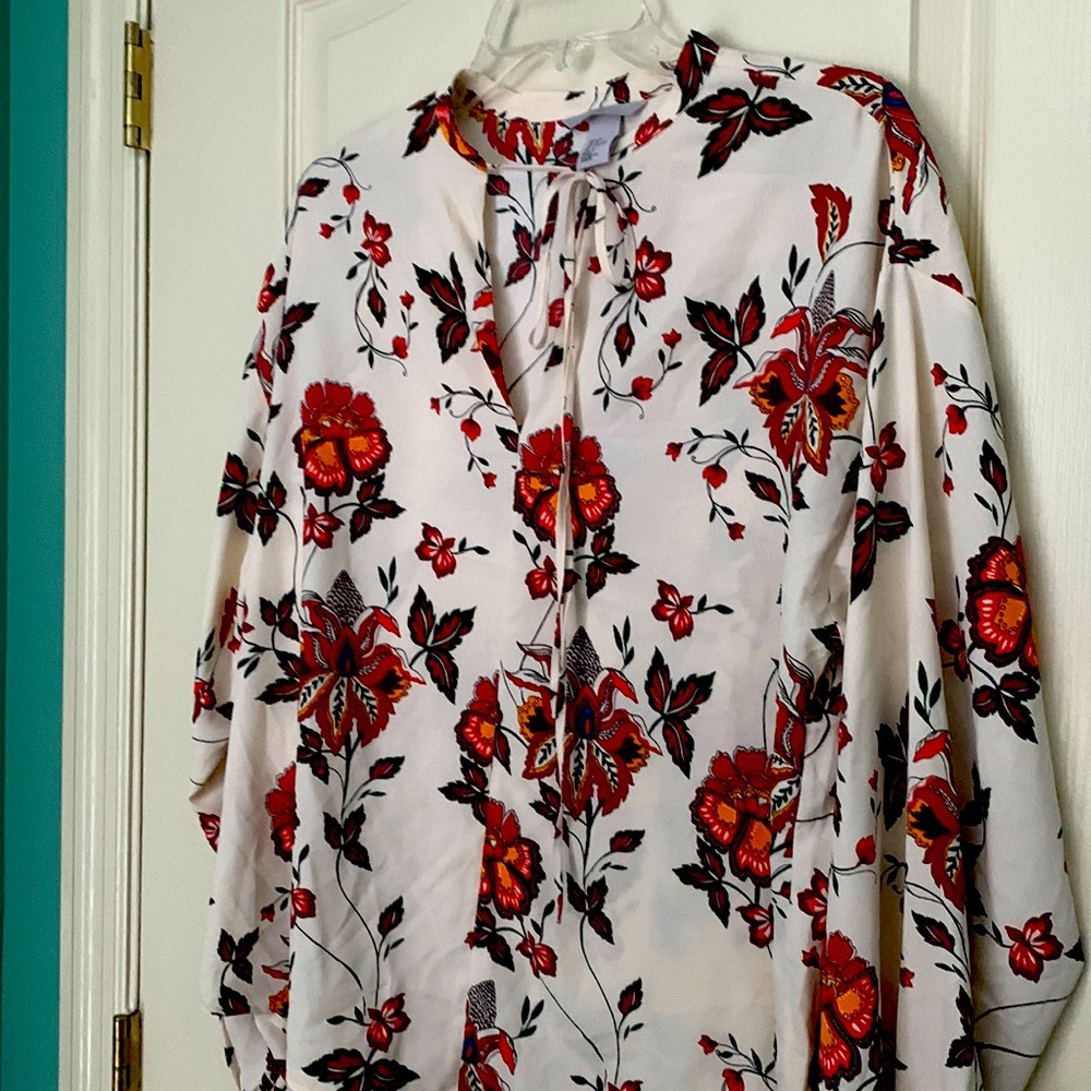 SOLD-FLORAL BLOUSE